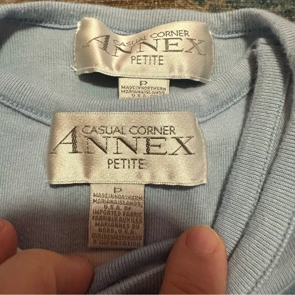 Two piece tank top and cardigan Blue, lime green, & yellow striped Size petite - Picture 8 of 8